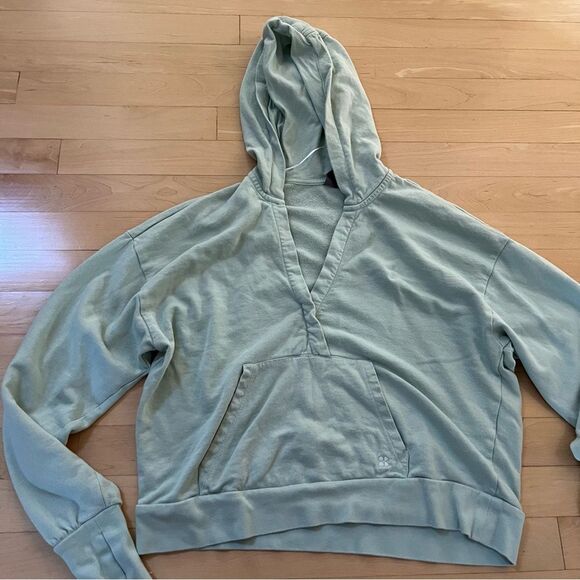 Sweaty Betty After Class Relaxed Hoodie in Salix Green 4 - Picture 5 of 11